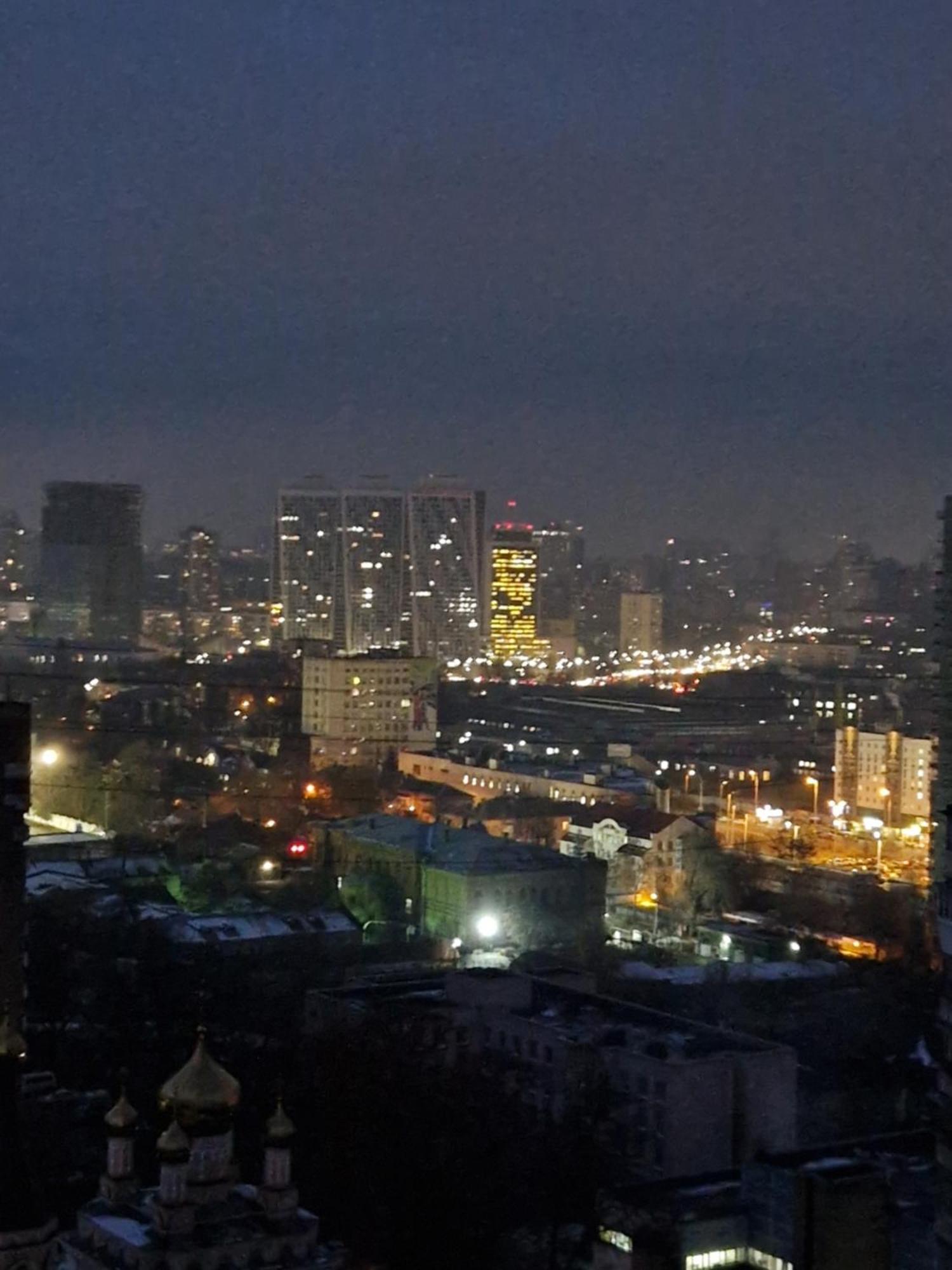 Перлина Міста З Чудовим Видом На Весь Київ Esterno foto